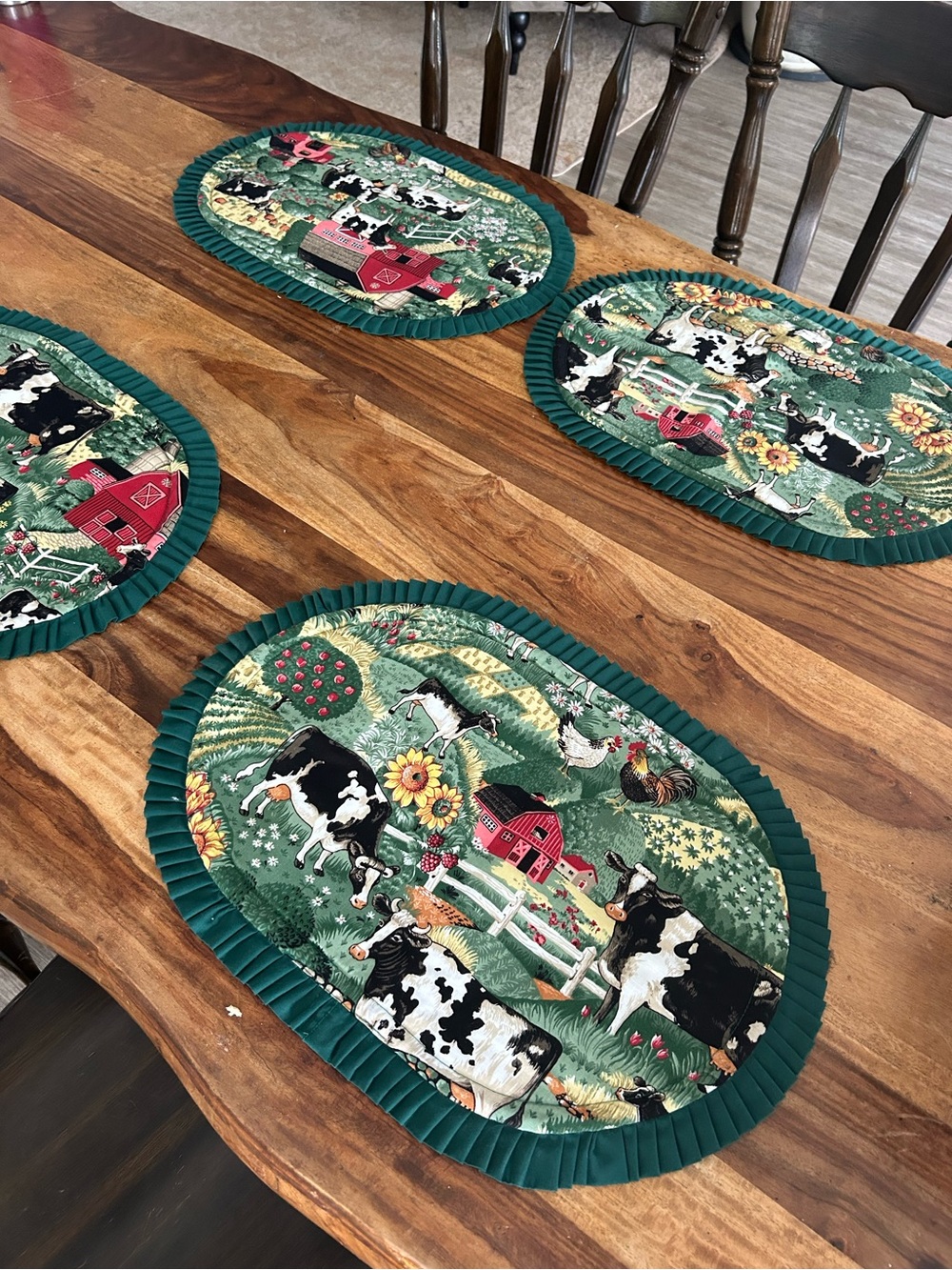 Farmhouse Cow Print Oval Placemats with Green Trim - Set of 4 cotton